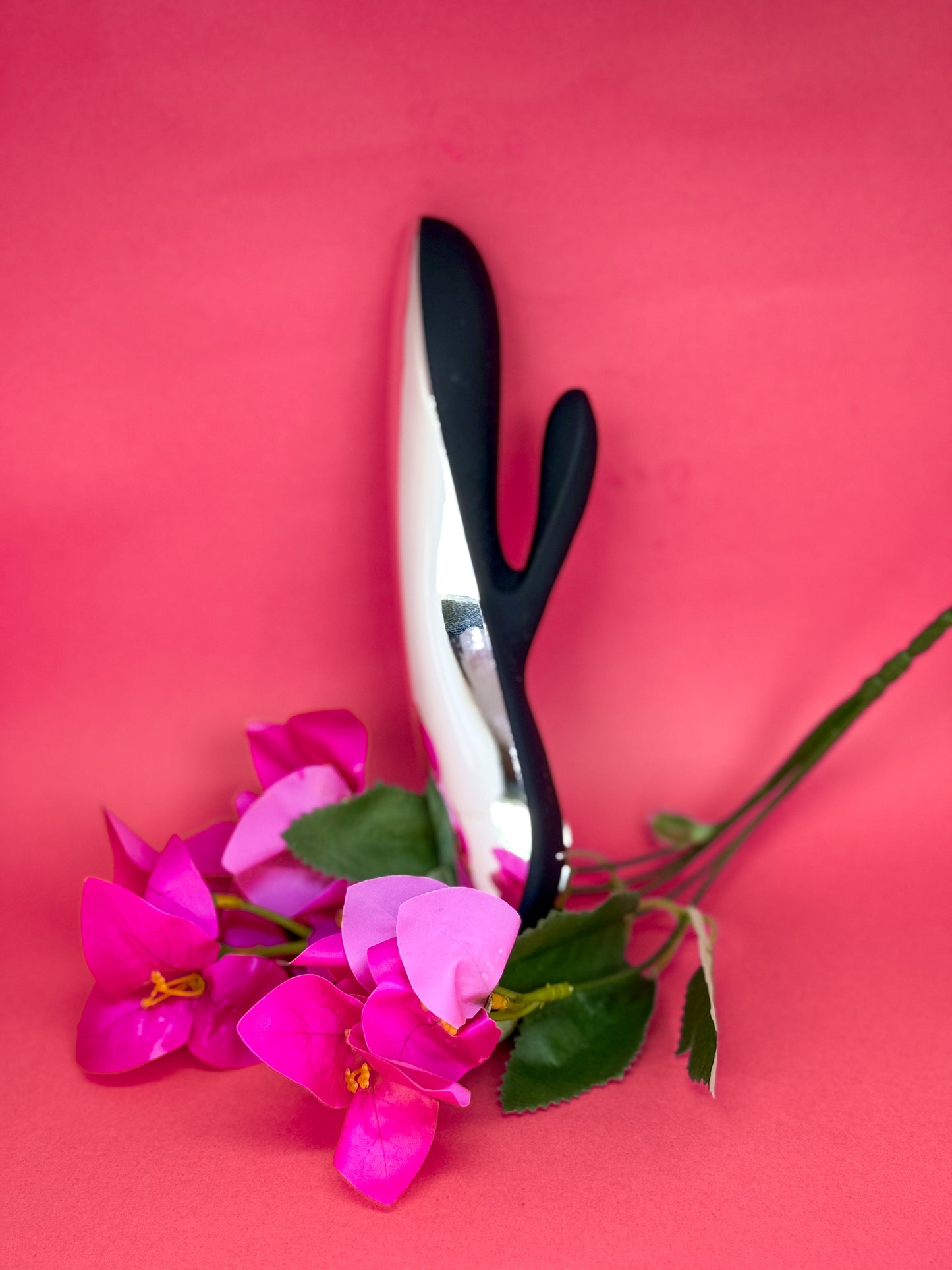 Vibrador com Estimulador - OVO