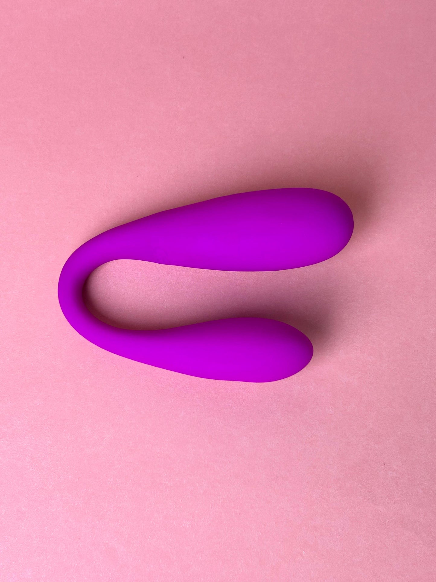 Vibrador de Casal August - Conexão via bluetooth - Pretty Love